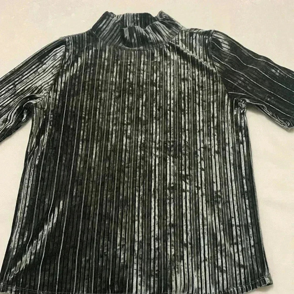 Loft - Picture 2 of 4